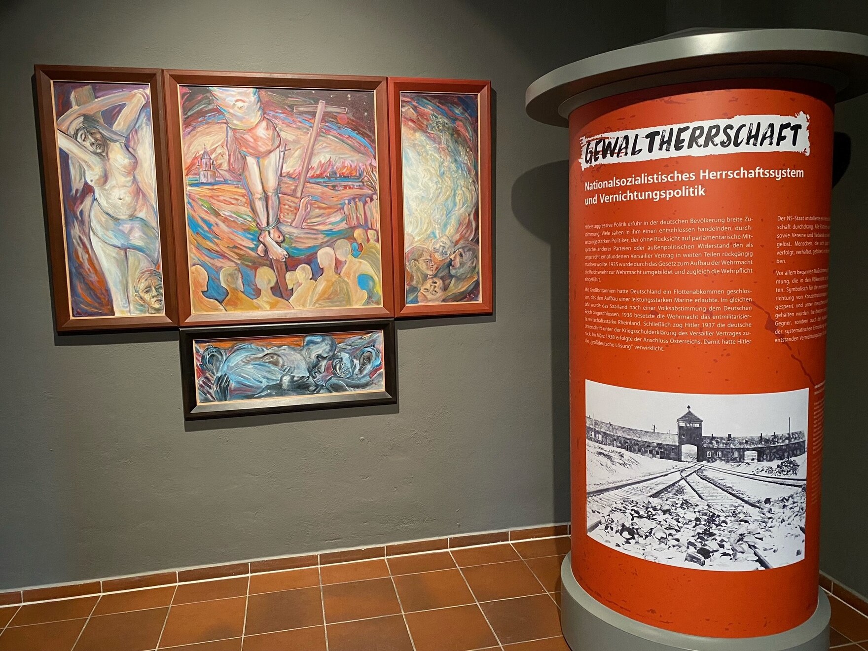 Ausstellung Tryptichon in Knappenrode
