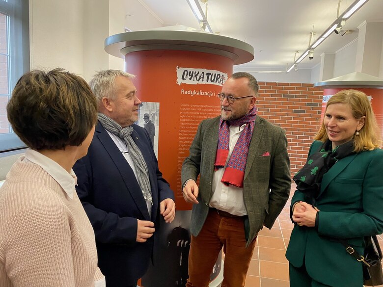 Austausch mit Frau von Voss im Transferraum Heimat